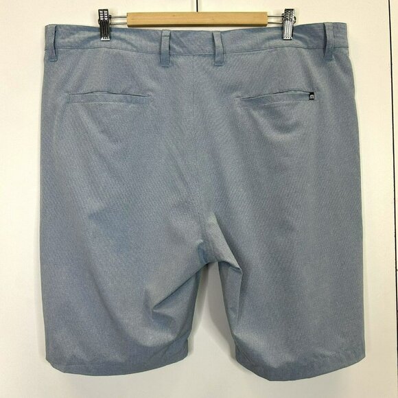 Travis Mathew Shorts Mens Size 40 Golf Flat Front Light Blue 10" Inseam - Picture 2 of 3